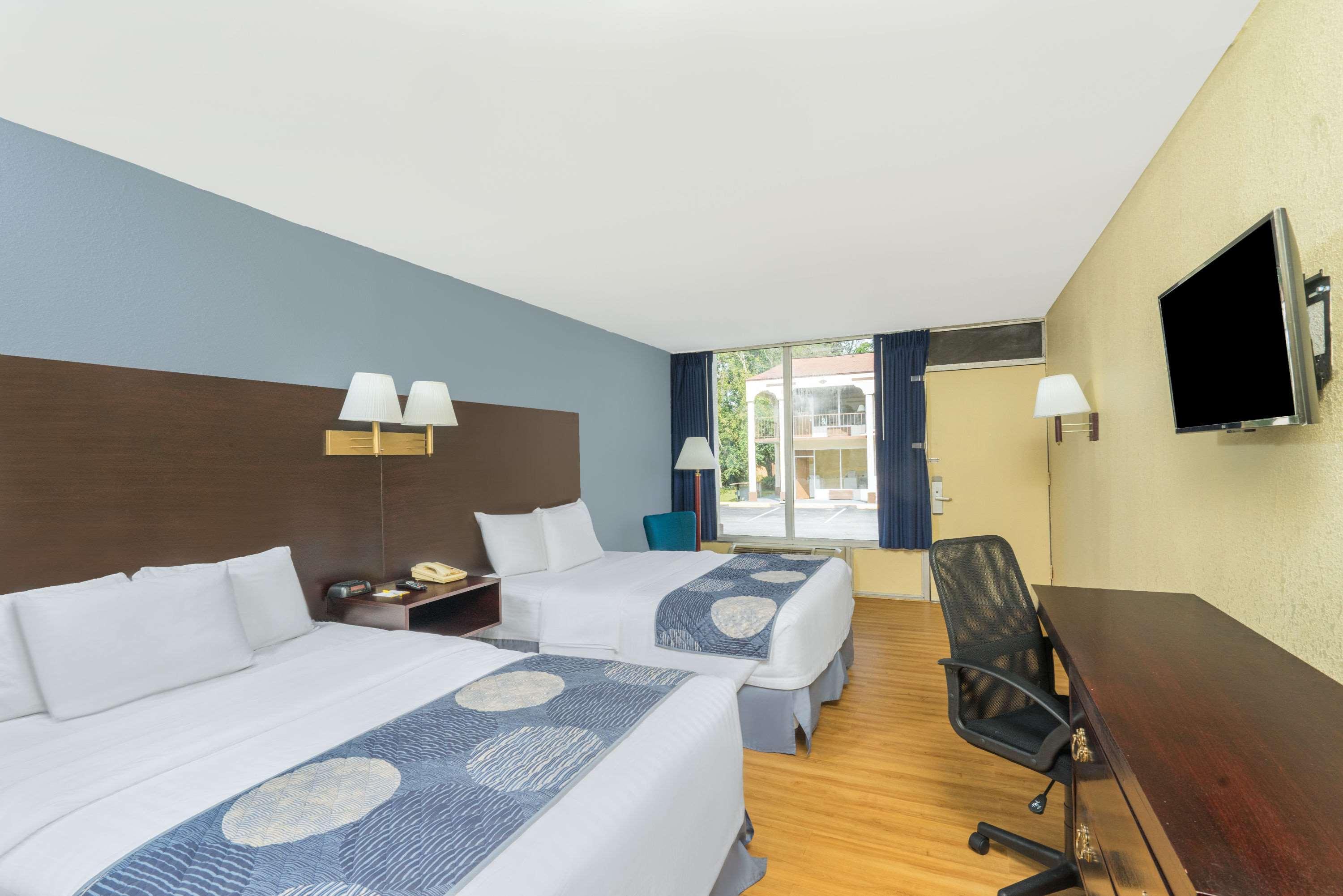 Days Inn By Wyndham Statesville Kültér fotó