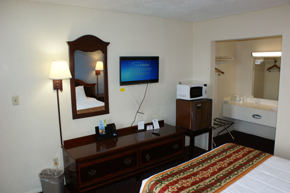 Days Inn By Wyndham Statesville Kültér fotó